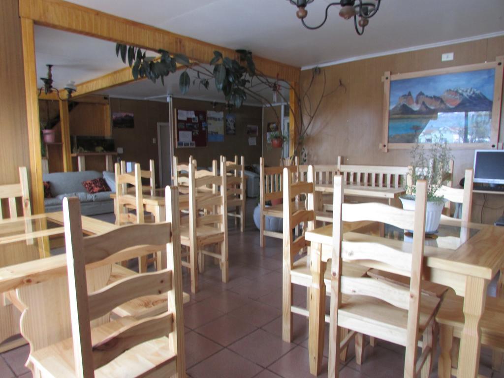 Hostal Geminis Puerto Natales Bagian luar foto